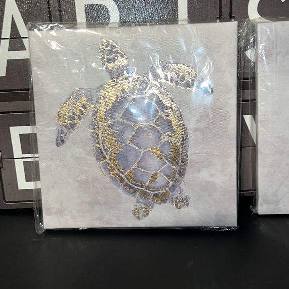 New Set Turtle & Seahorse Decorative Canvas Prints with Gold Foil 8IN x 8IN - Picture 3 of 13